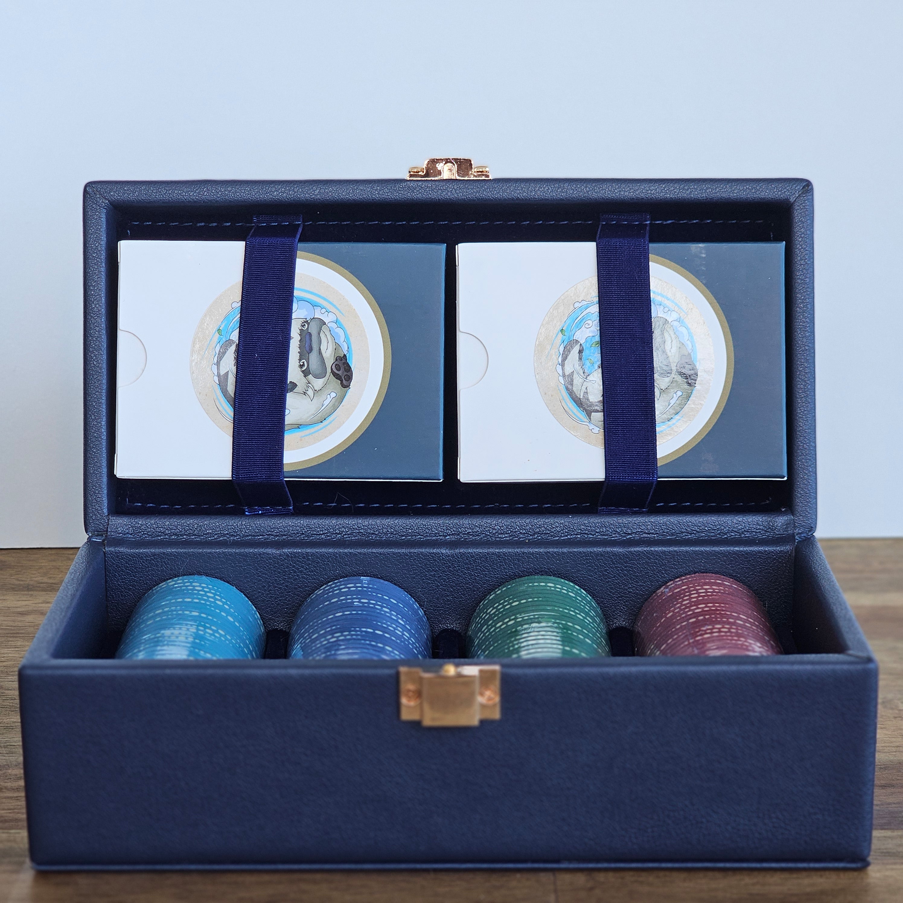 AV4T4R:TLA 100 Chip Poker Set